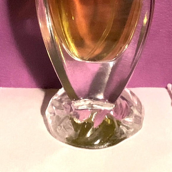 Neblina Eau De Toilette Spray - Picture 2 of 3